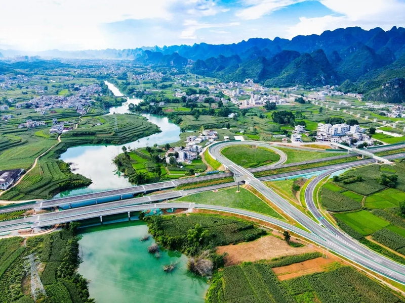 5.都巴高速7月1日实现分段通车.jpg